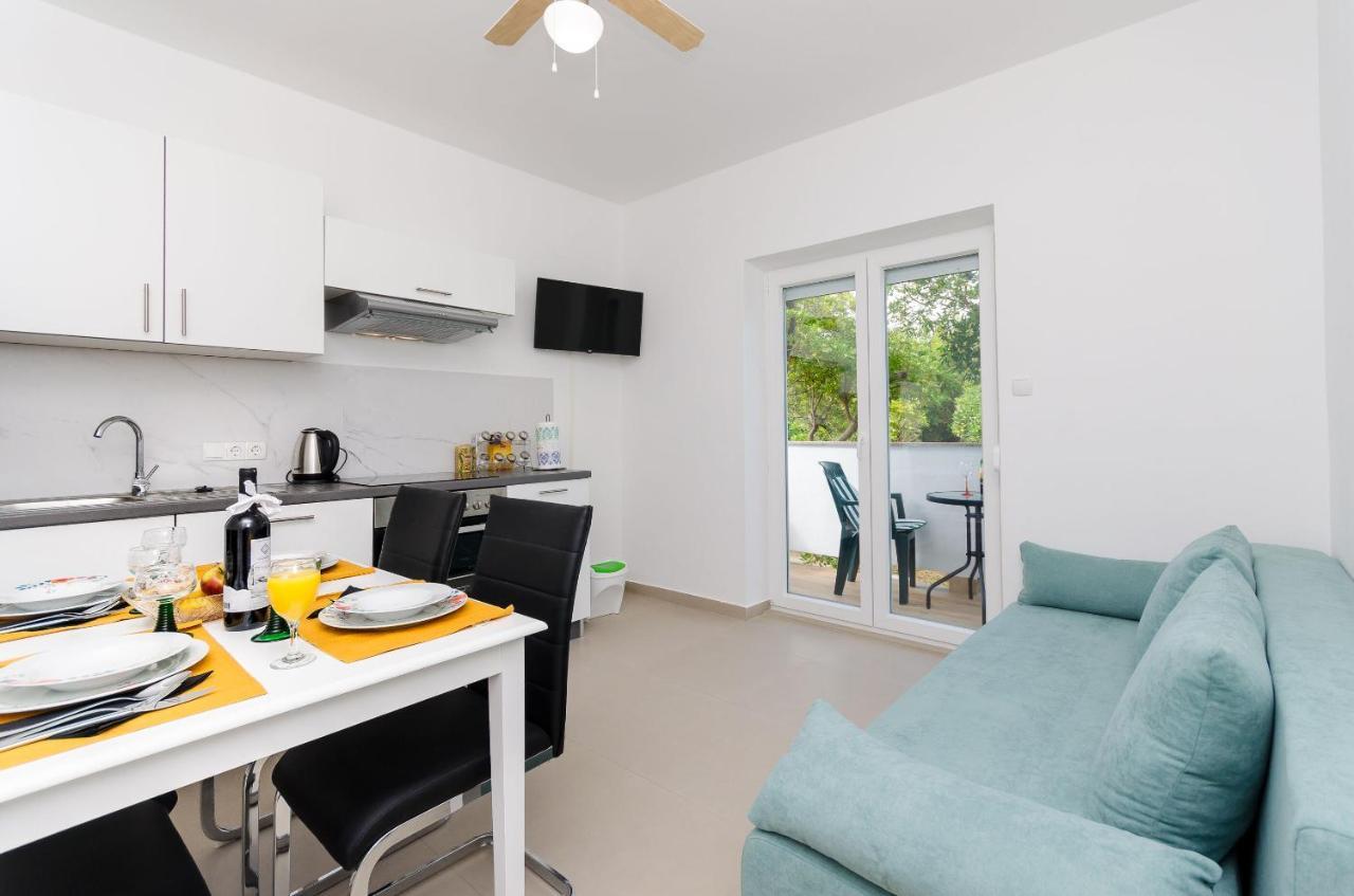 Apartments And Rooms Bianca Barbat na Rabu Phòng bức ảnh