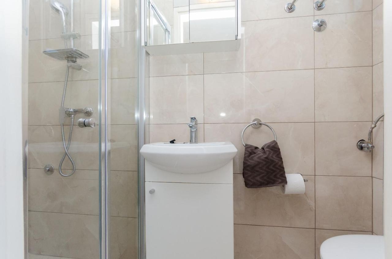 Apartments And Rooms Bianca Barbat na Rabu Ngoại thất bức ảnh