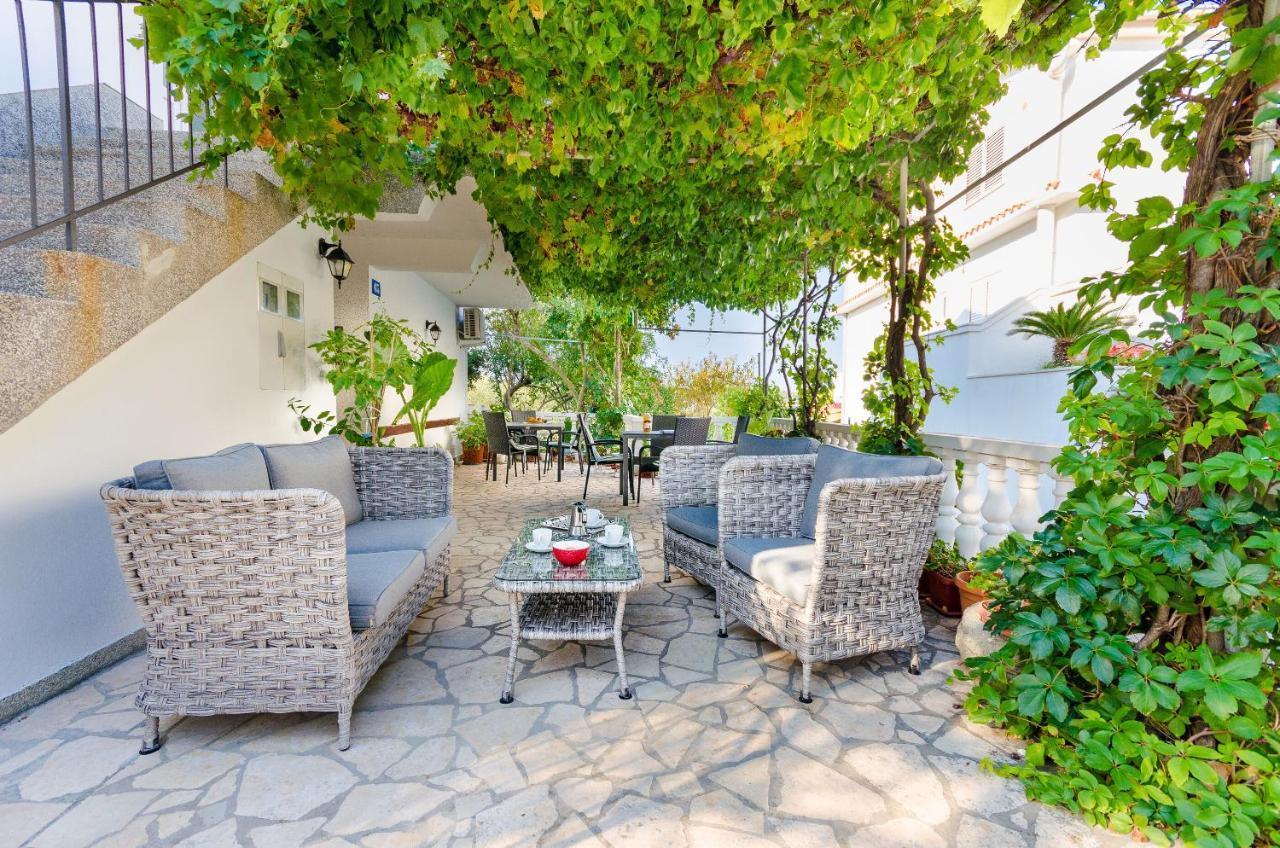 Apartments And Rooms Bianca Barbat na Rabu Ngoại thất bức ảnh