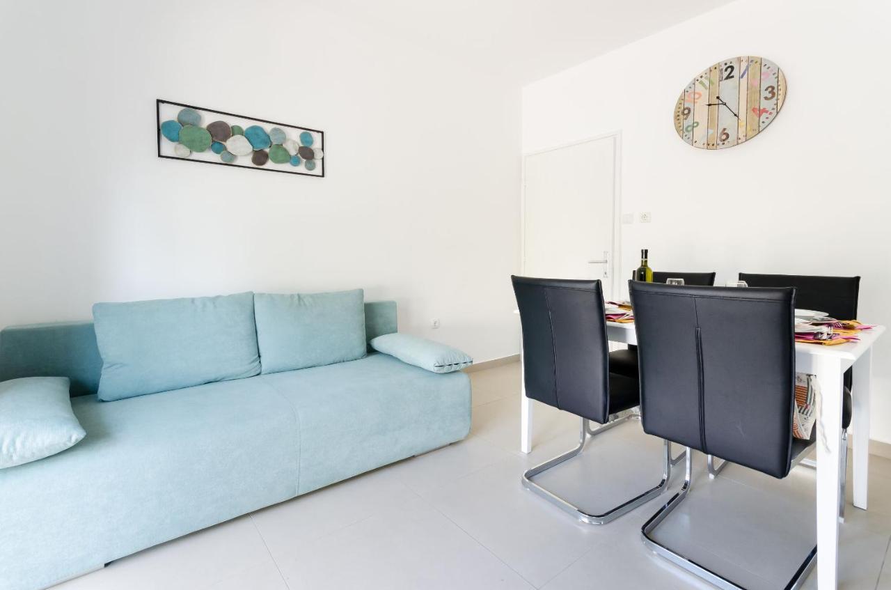 Apartments And Rooms Bianca Barbat na Rabu Ngoại thất bức ảnh