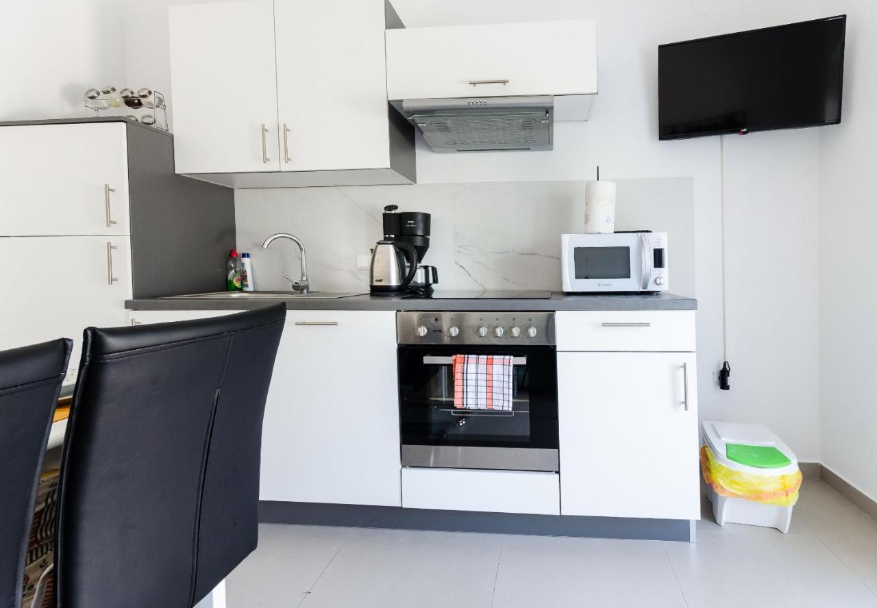 Apartments And Rooms Bianca Barbat na Rabu Ngoại thất bức ảnh