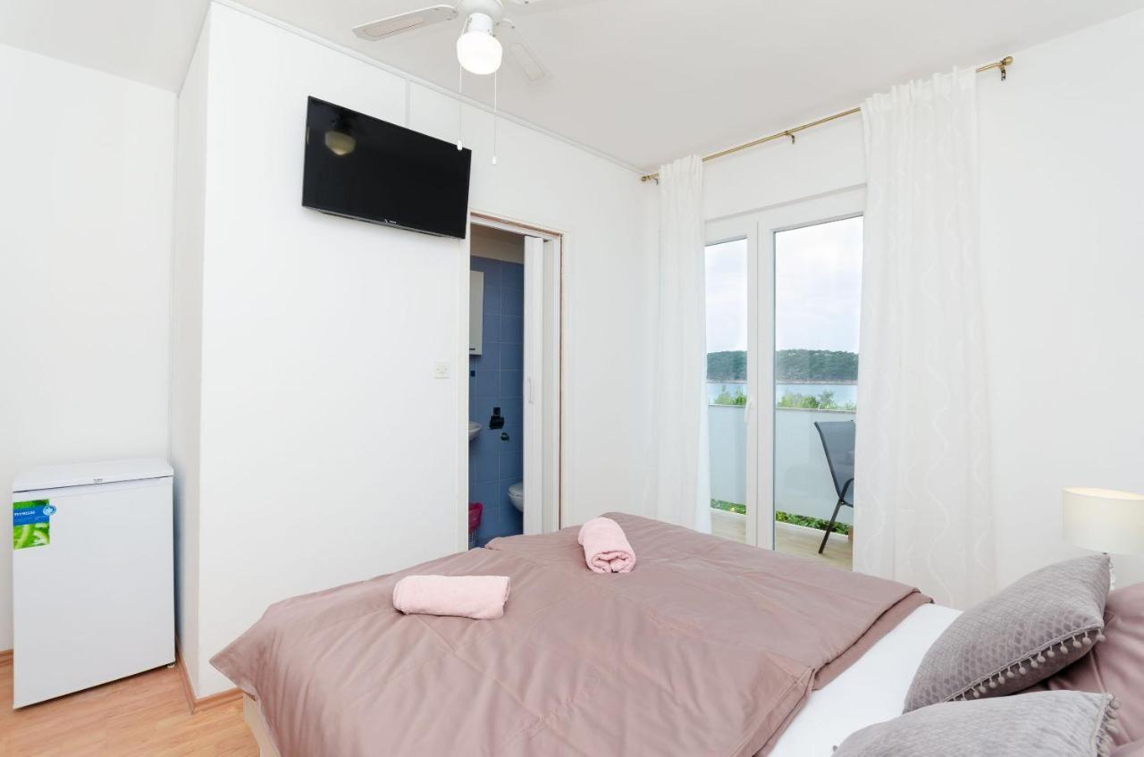 Apartments And Rooms Bianca Barbat na Rabu Ngoại thất bức ảnh